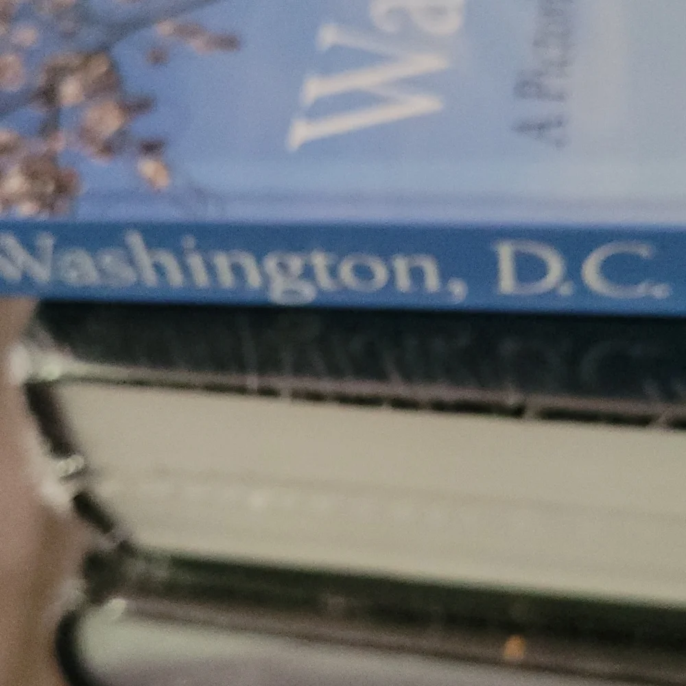 Washington D.C. pictures hardcover book - Picture 3 of 3